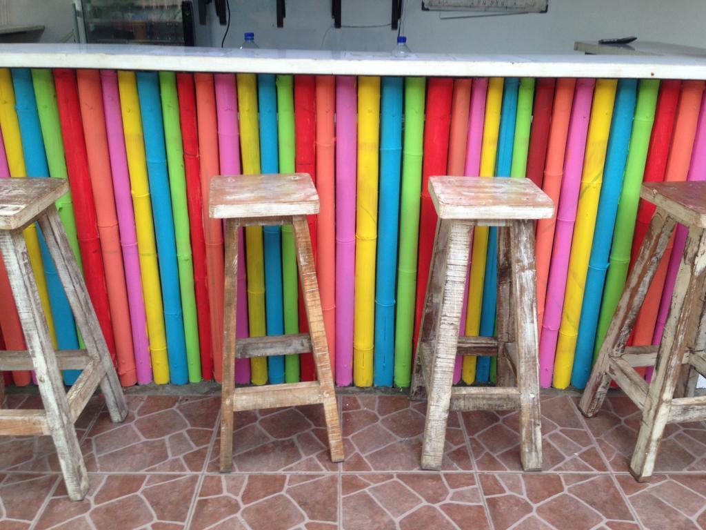 Good For Ya Knee Hostel & Bungalows (Adults Only) Τζίλι Τραγουανγκάν Εξωτερικό φωτογραφία
