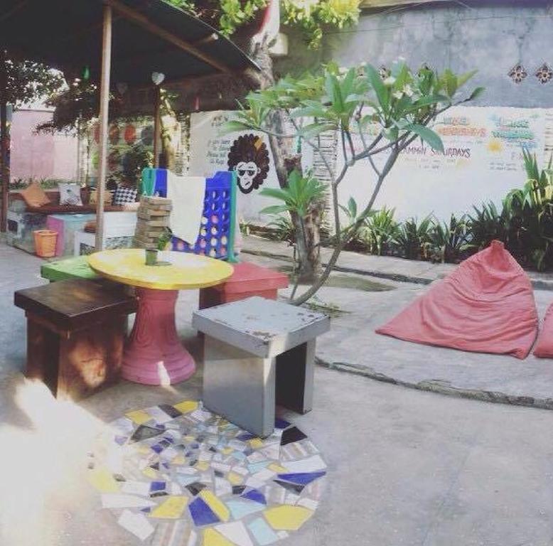 Good For Ya Knee Hostel & Bungalows (Adults Only) Τζίλι Τραγουανγκάν Εξωτερικό φωτογραφία