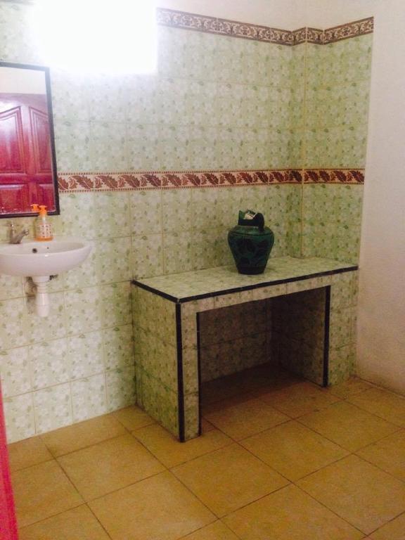 Good For Ya Knee Hostel & Bungalows (Adults Only) Τζίλι Τραγουανγκάν Εξωτερικό φωτογραφία