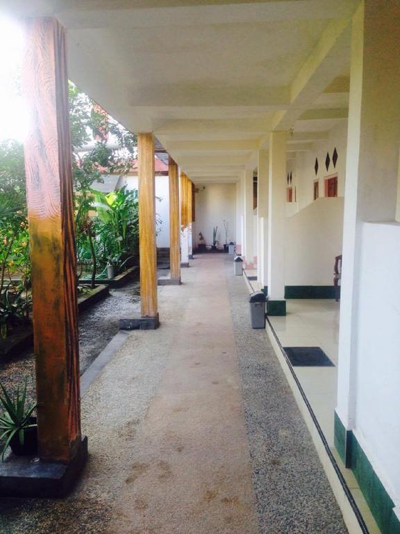 Good For Ya Knee Hostel & Bungalows (Adults Only) Τζίλι Τραγουανγκάν Εξωτερικό φωτογραφία