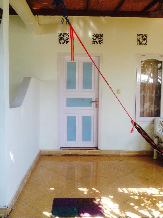 Good For Ya Knee Hostel & Bungalows (Adults Only) Τζίλι Τραγουανγκάν Εξωτερικό φωτογραφία