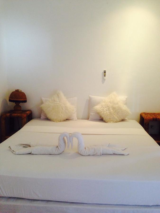 Good For Ya Knee Hostel & Bungalows (Adults Only) Τζίλι Τραγουανγκάν Εξωτερικό φωτογραφία
